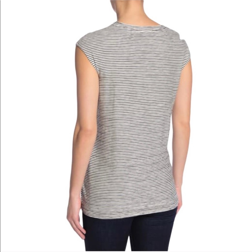 Max Studio tee - Picture 2 of 4